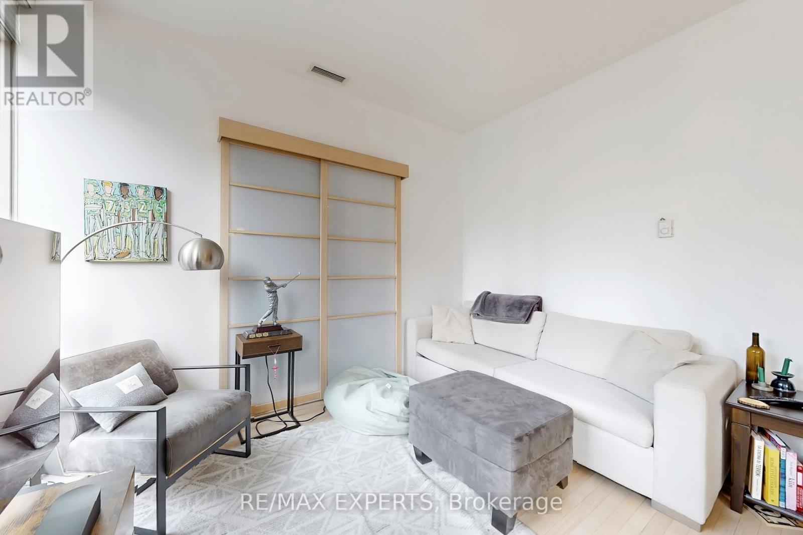 1005 - 7 King Street E, Toronto, Ontario  M5C 3C5 - Photo 9 - C13013540