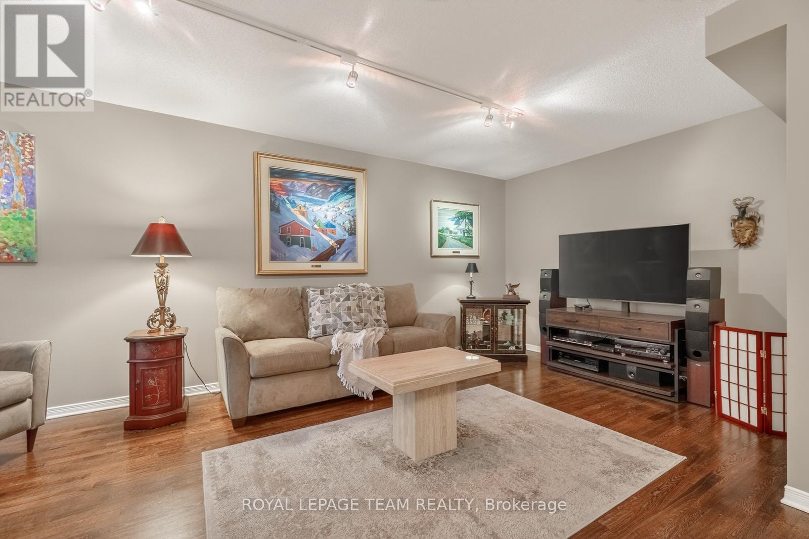 9 Borealis Crescent, Ottawa, Ontario  K1K 4T4 - Photo 3 - X13013428