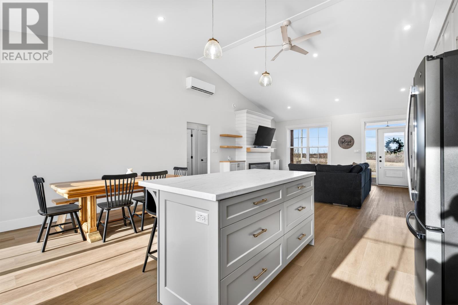 329 Macinnis Road, Winsloe North, Prince Edward Island  C1E 0R2 - Photo 19 - 202607823