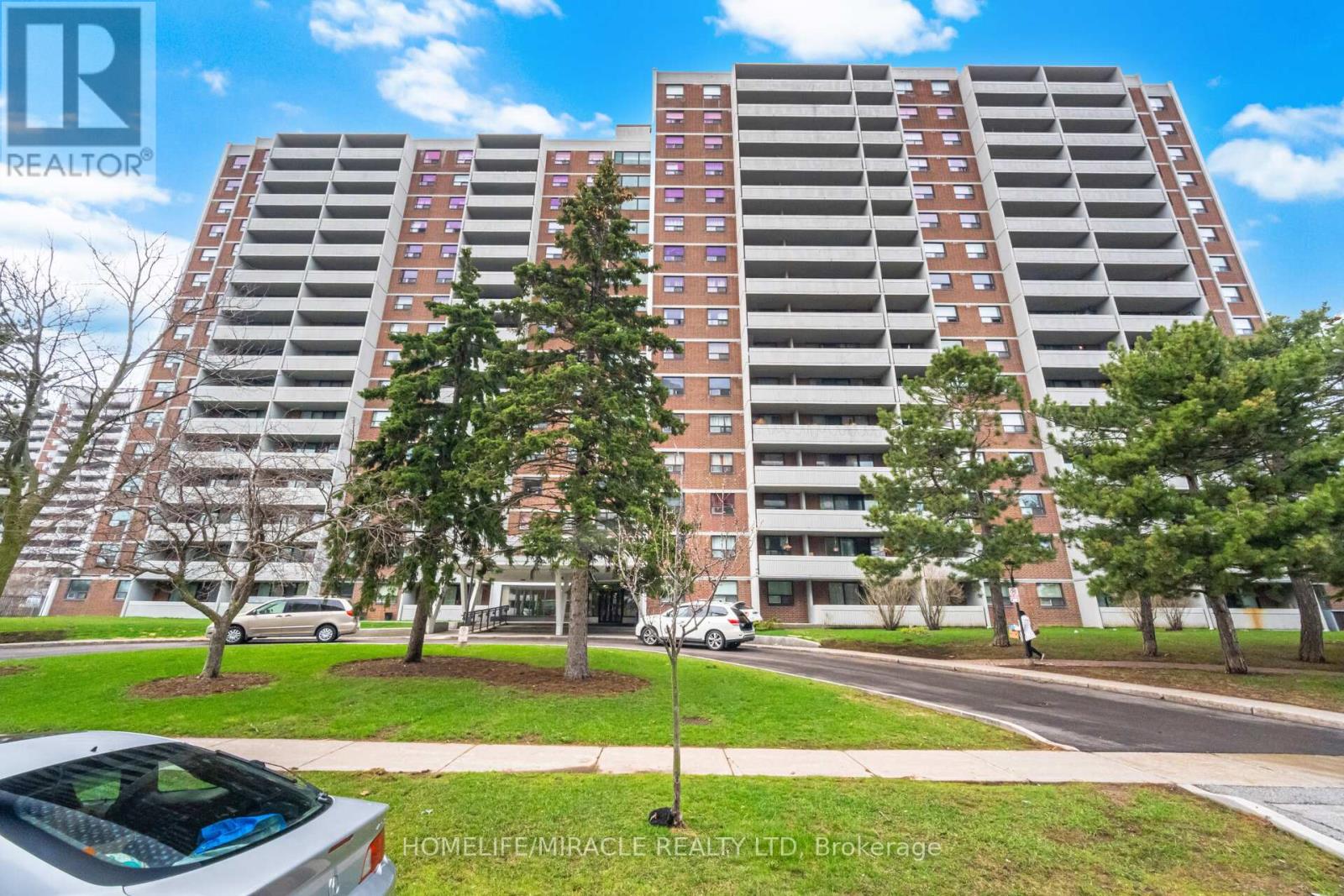 1703 - 100 PRUDENTIAL DRIVE, Toronto, Ontario