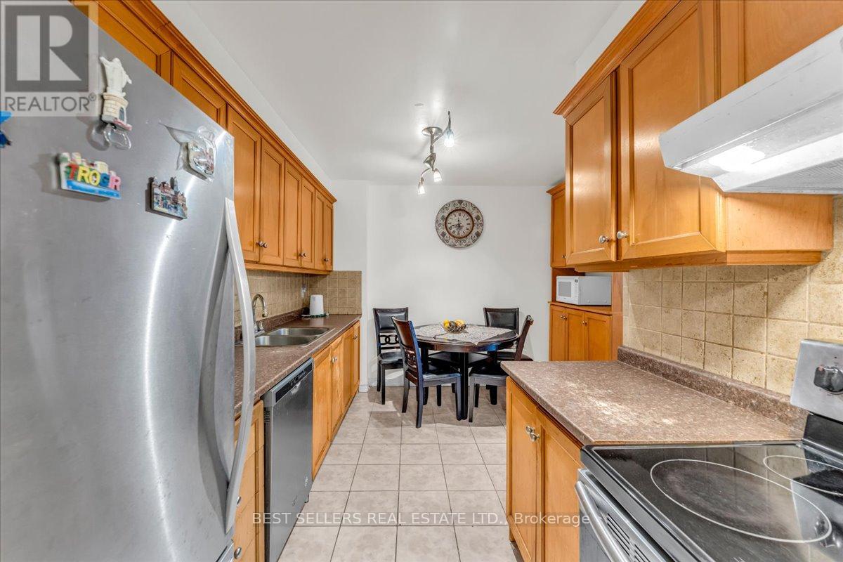 208 - 627 The West Mall, Toronto, Ontario  M9C 4X5 - Photo 15 - W12836406