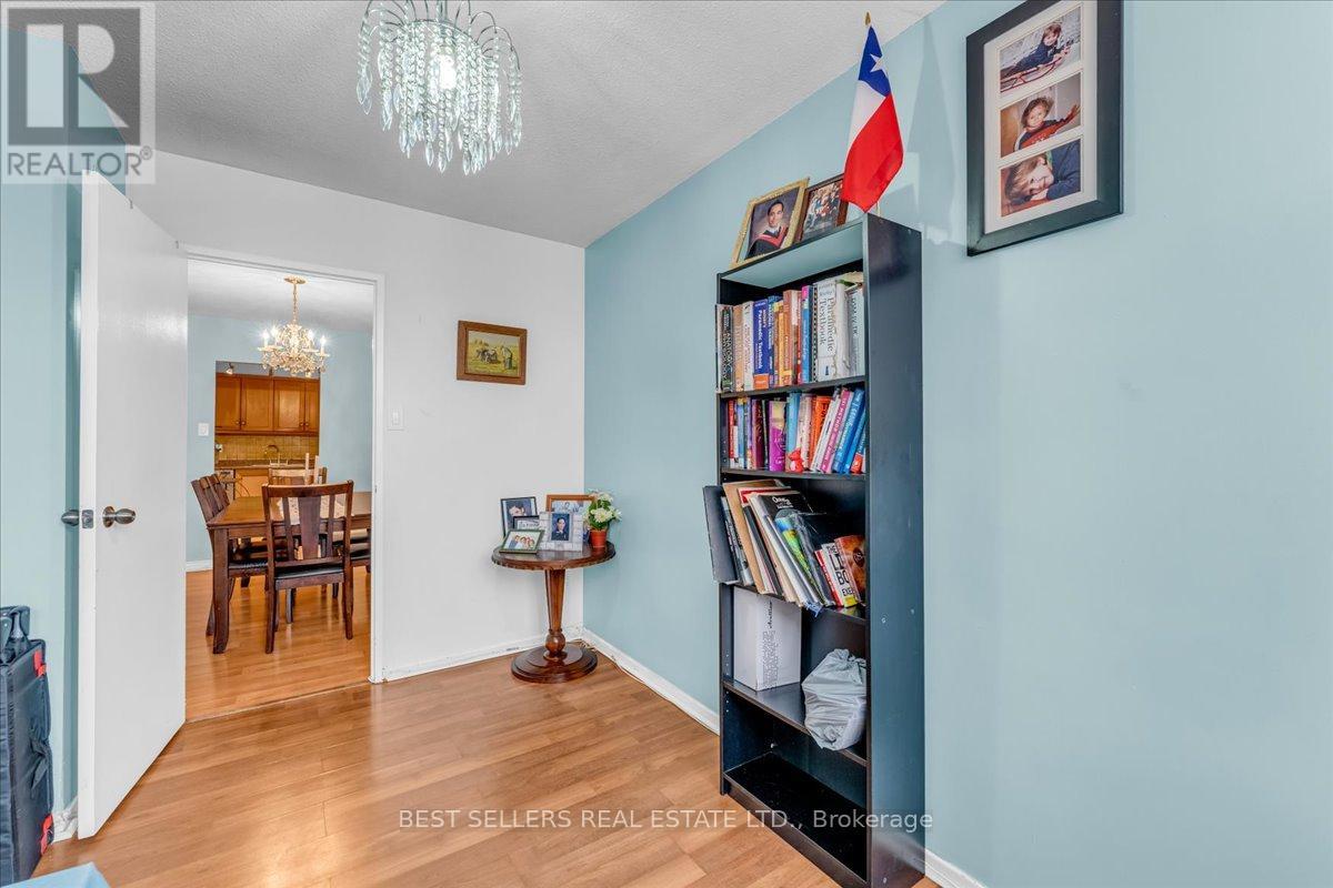 208 - 627 The West Mall, Toronto, Ontario  M9C 4X5 - Photo 16 - W12836406