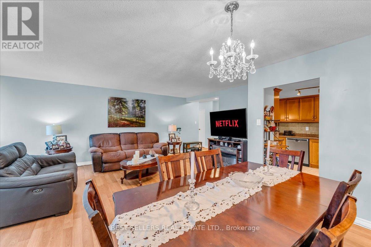 208 - 627 The West Mall, Toronto, Ontario  M9C 4X5 - Photo 9 - W12836406