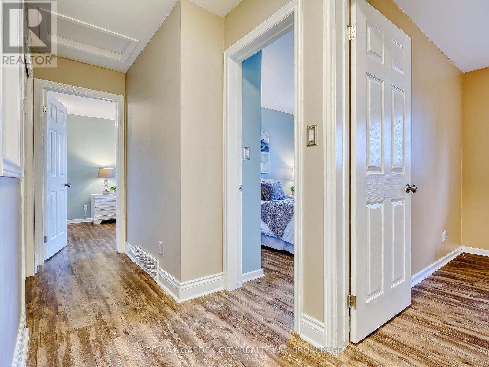 15 Black Friars Road, St. Catharines, Ontario  L2N 2M8 - Photo 17 - X13013400