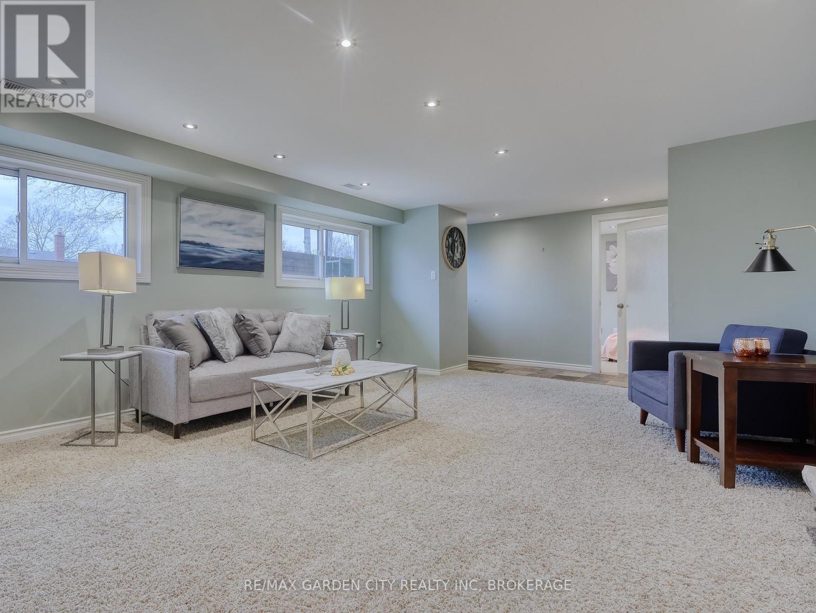 15 Black Friars Road, St. Catharines, Ontario  L2N 2M8 - Photo 31 - X13013400