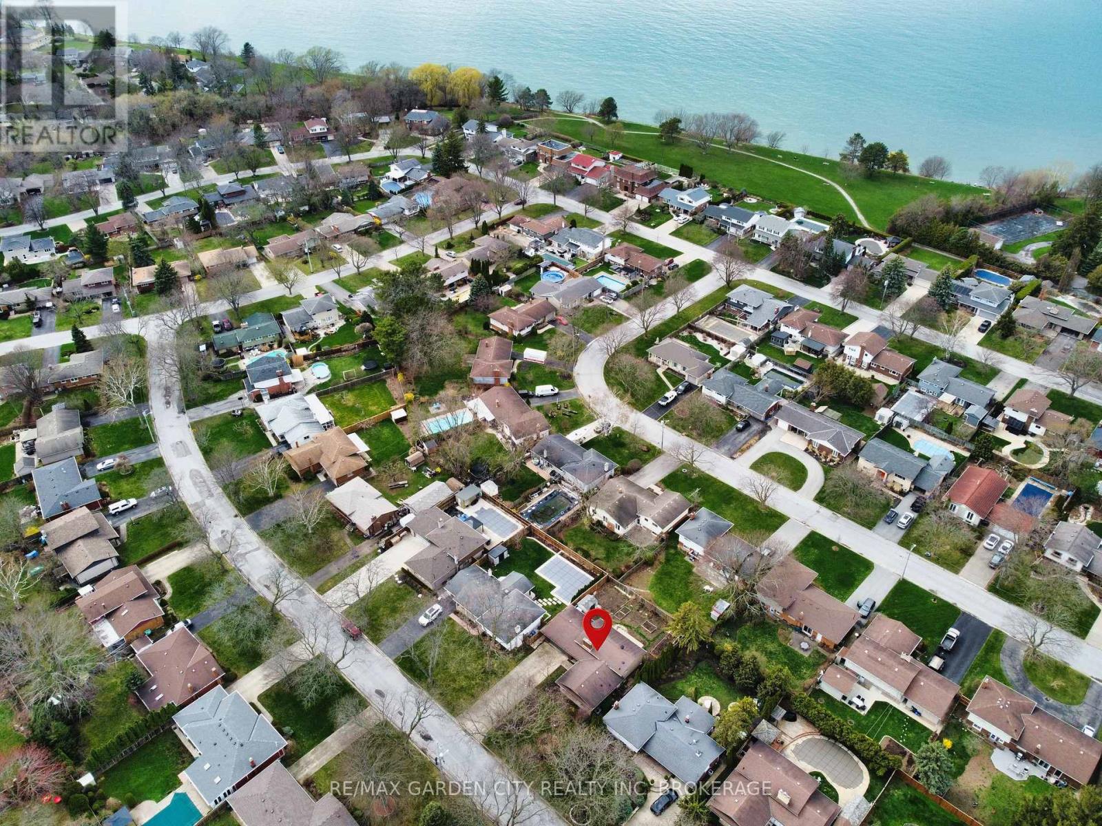 15 Black Friars Road, St. Catharines, Ontario  L2N 2M8 - Photo 45 - X13013400