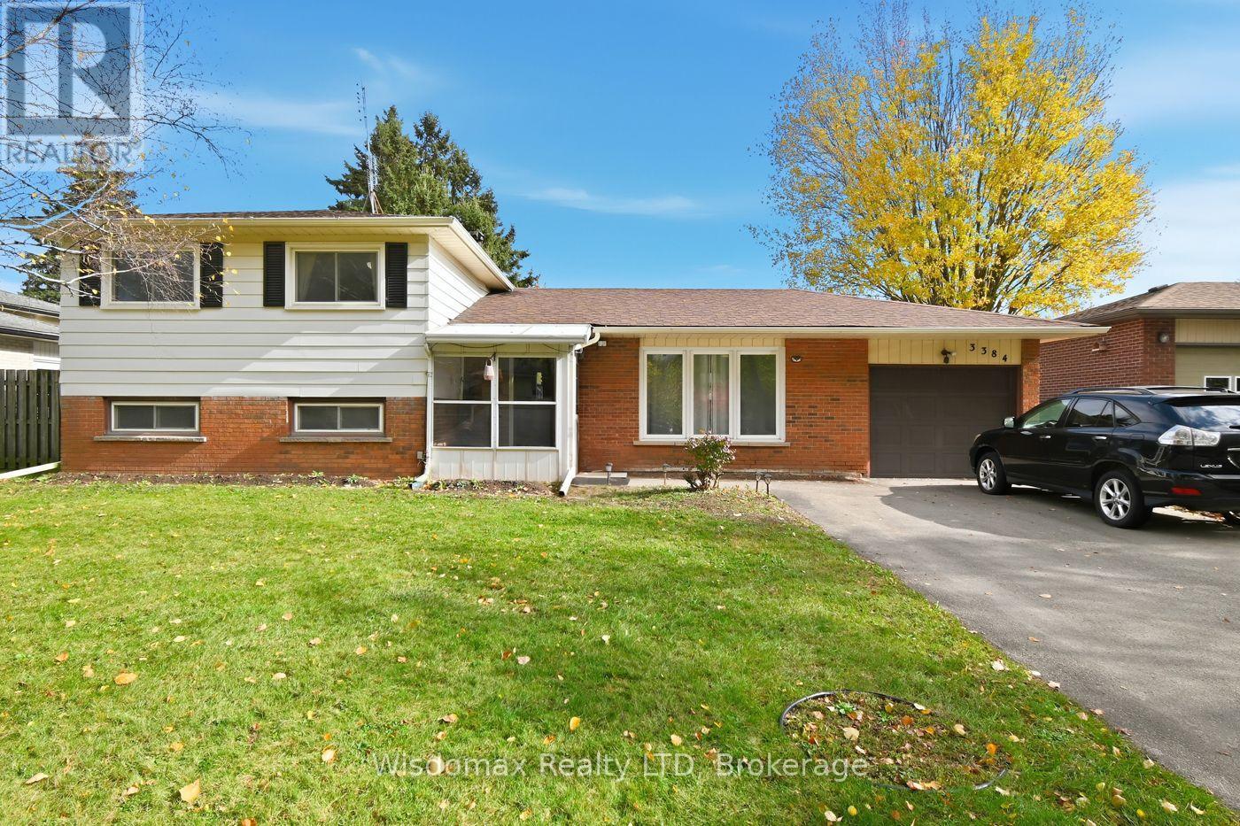 3384 Baker Crescent, Niagara Falls, Ontario  L2J 3L9 - Photo 2 - X13013456