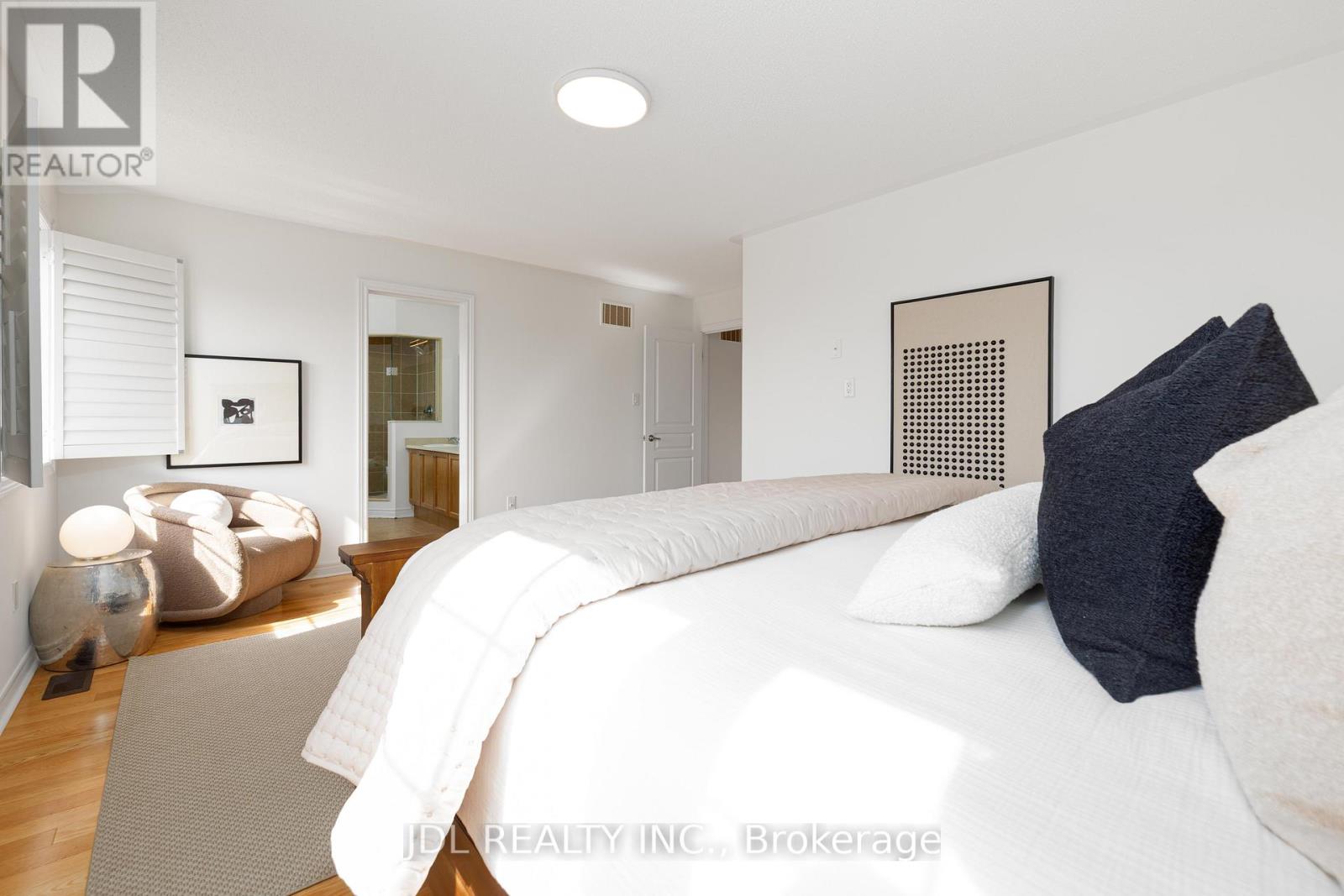 3 Mansard Drive, Richmond Hill, Ontario  L4E 0L8 - Photo 31 - N13013406