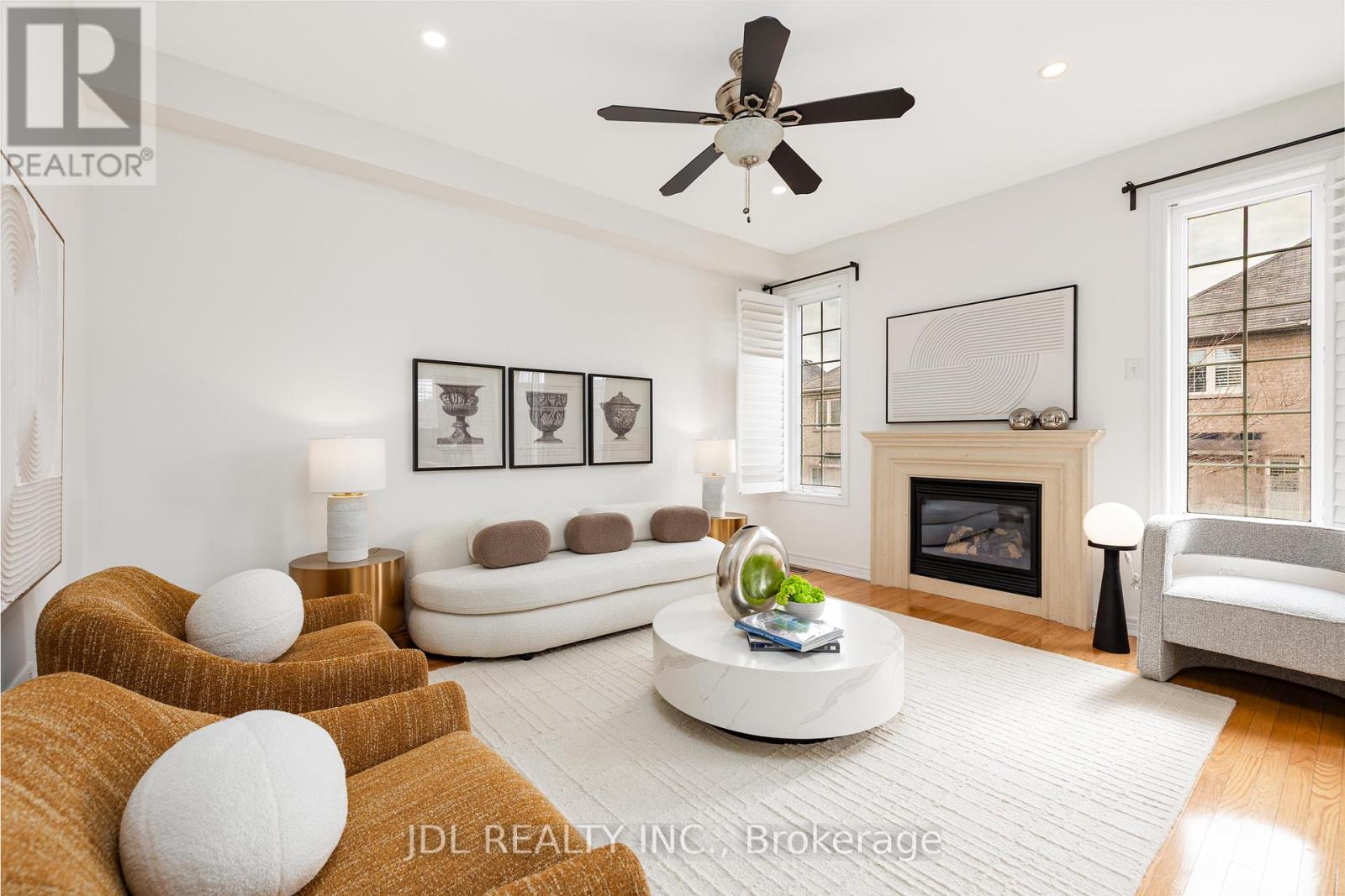 3 Mansard Drive, Richmond Hill, Ontario  L4E 0L8 - Photo 7 - N13013406