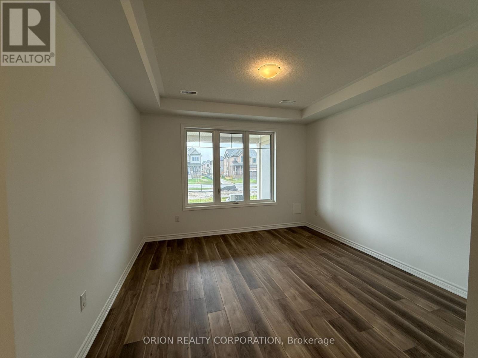 706 Sargeant Place, Innisfil, Ontario  L9S 0S9 - Photo 7 - N13013414