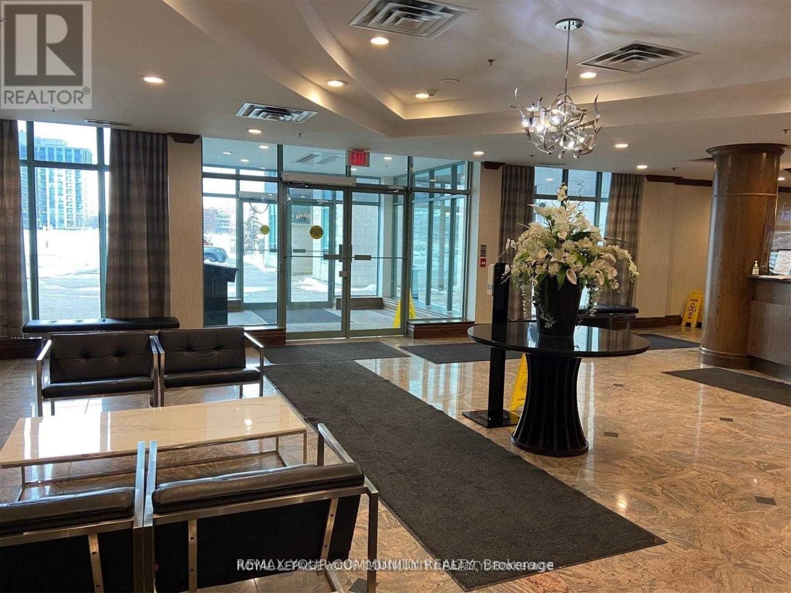 1210 - 23 Oneida Crescent, Richmond Hill, Ontario  L4B 2A0 - Photo 2 - N13013460