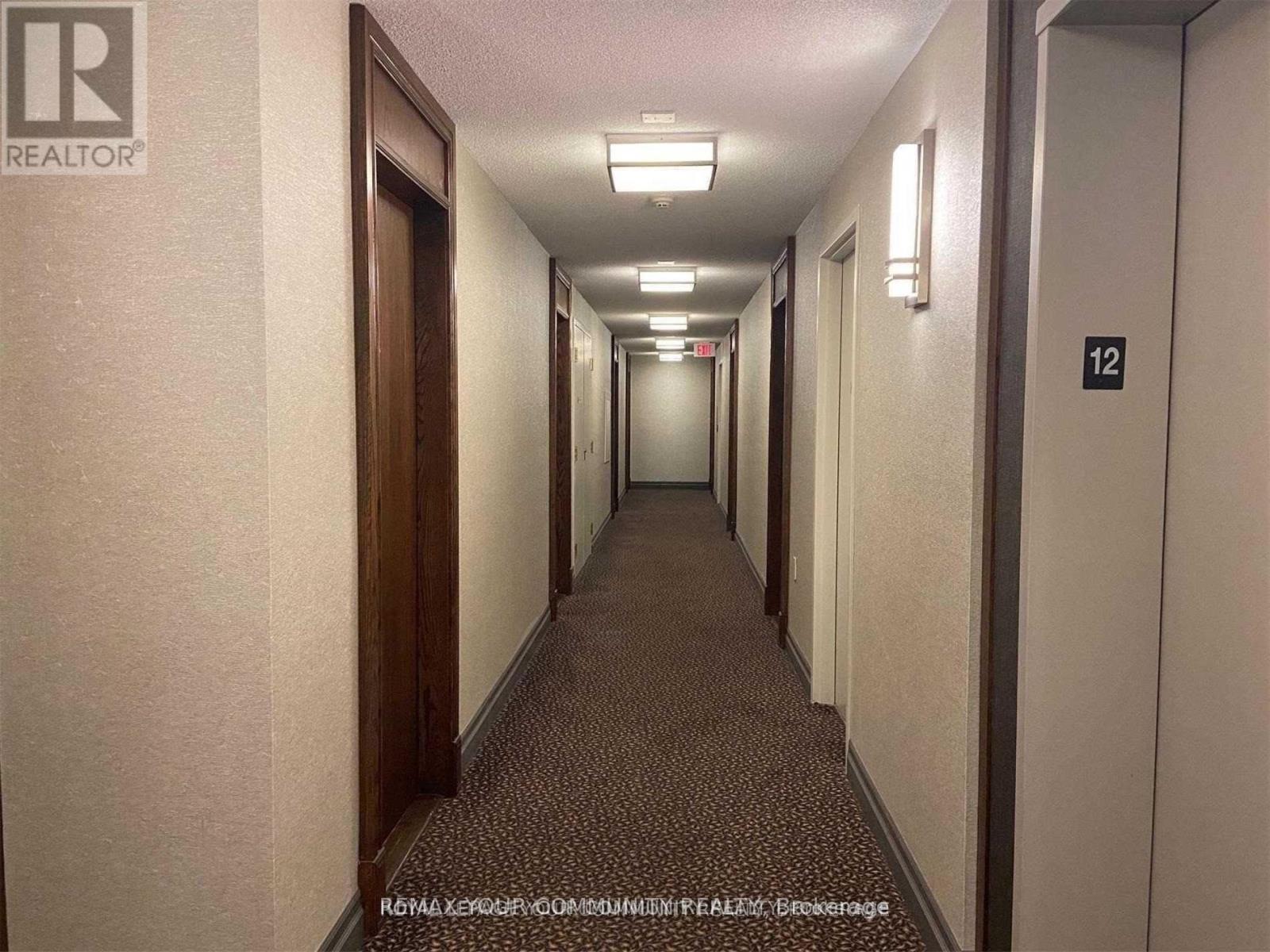 1210 - 23 Oneida Crescent, Richmond Hill, Ontario  L4B 2A0 - Photo 3 - N13013460