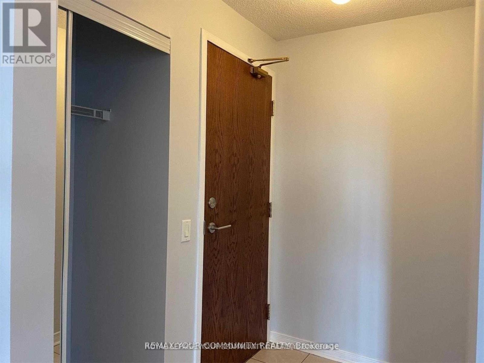 1210 - 23 Oneida Crescent, Richmond Hill, Ontario  L4B 2A0 - Photo 5 - N13013460