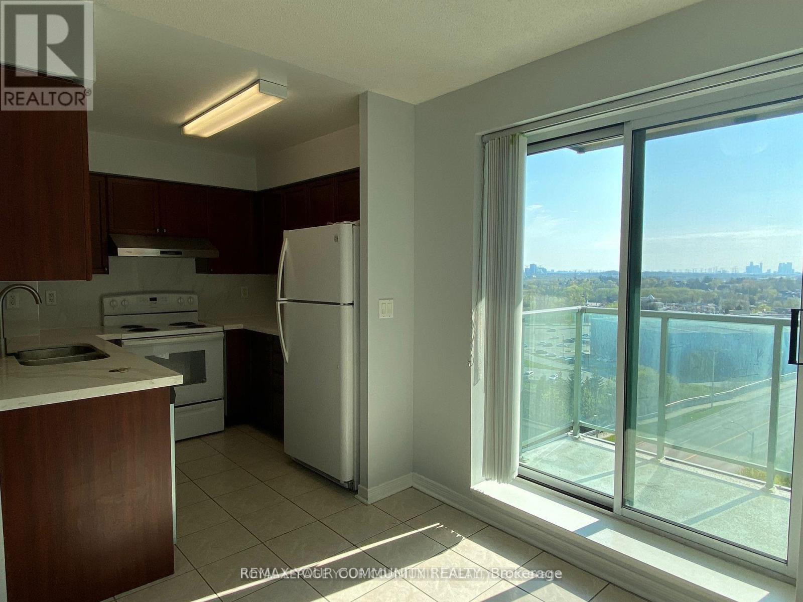 1210 - 23 Oneida Crescent, Richmond Hill, Ontario  L4B 2A0 - Photo 7 - N13013460