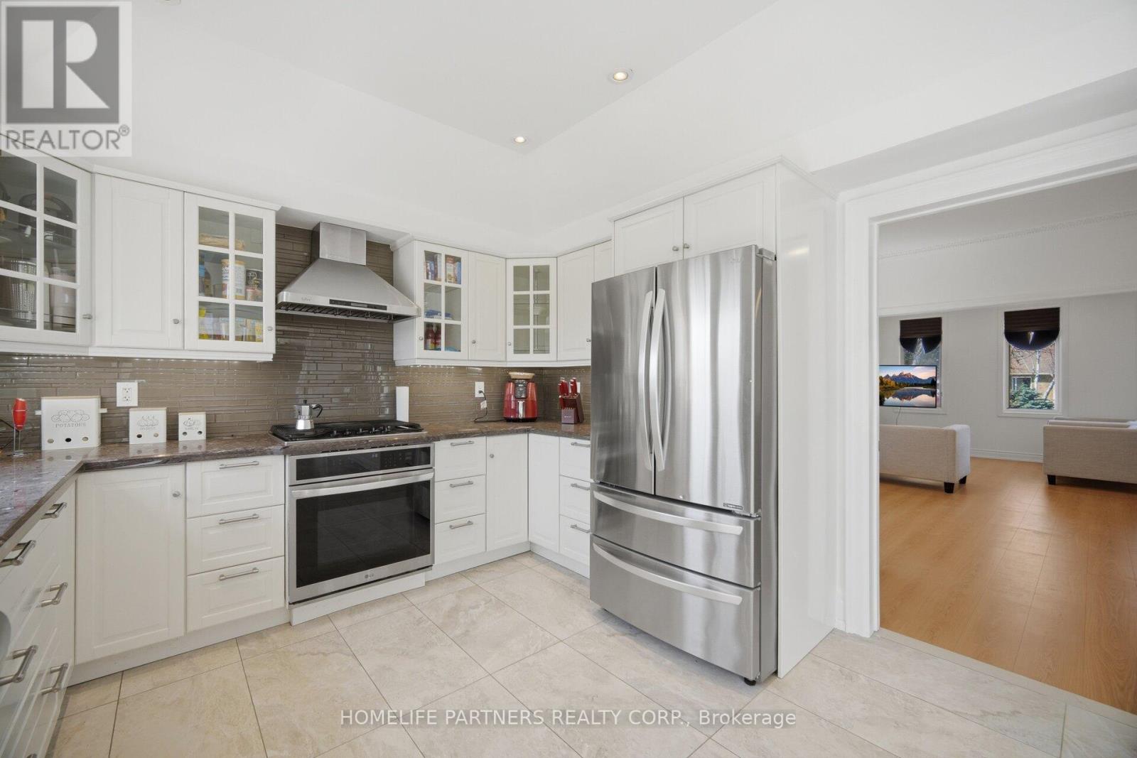 27 Marconi Avenue, Vaughan, Ontario  L4L 7A6 - Photo 13 - N13013490