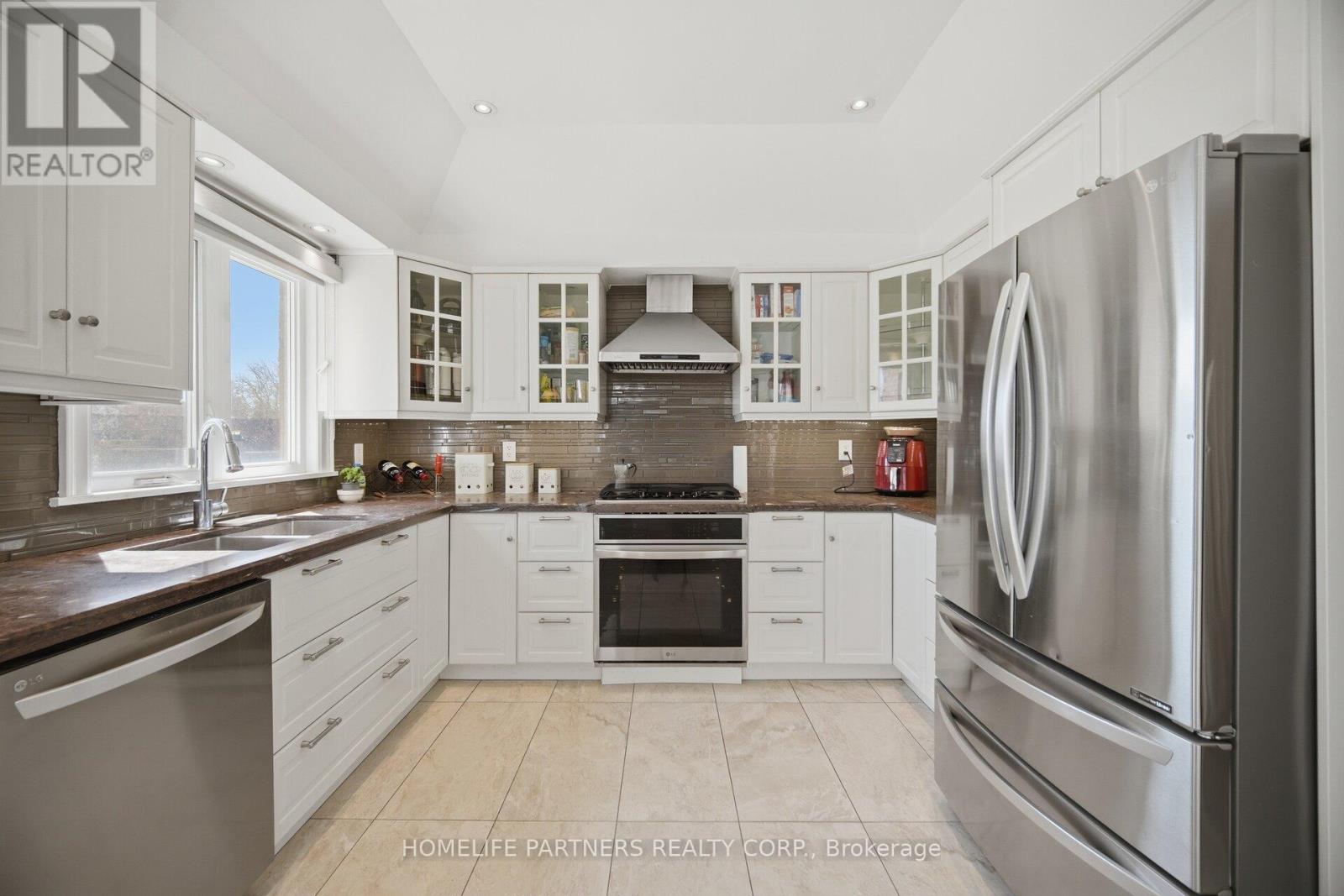 27 Marconi Avenue, Vaughan, Ontario  L4L 7A6 - Photo 14 - N13013490