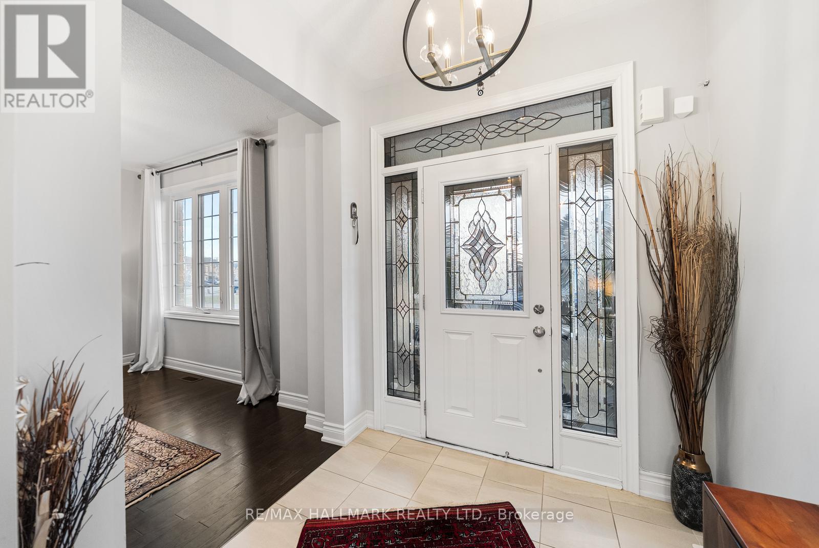 7 Carratuck Street, East Gwillimbury, Ontario  L9N 0S5 - Photo 3 - N13013492