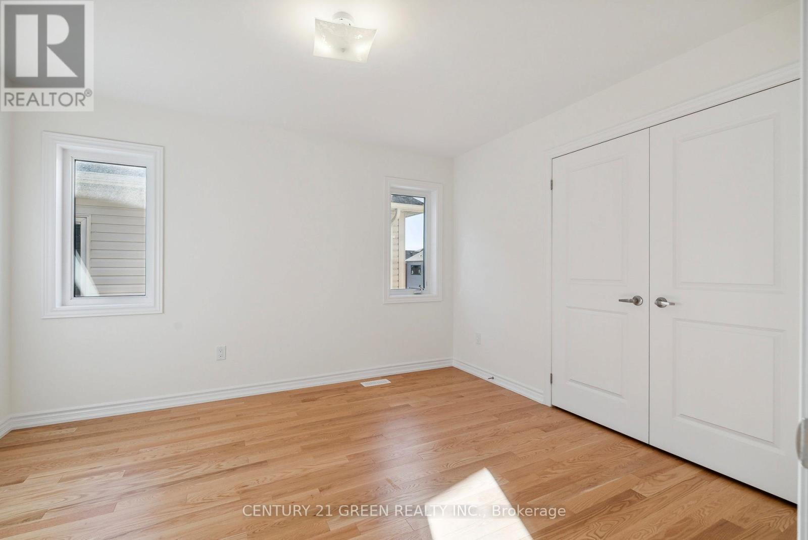 41 Durham Avenue, Barrie, Ontario  L9J 0W7 - Photo 28 - S13013402