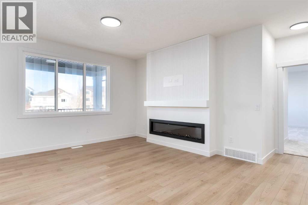 208 Monterey Bay Se, High River, Alberta  T1V 0J7 - Photo 8 - A2275431