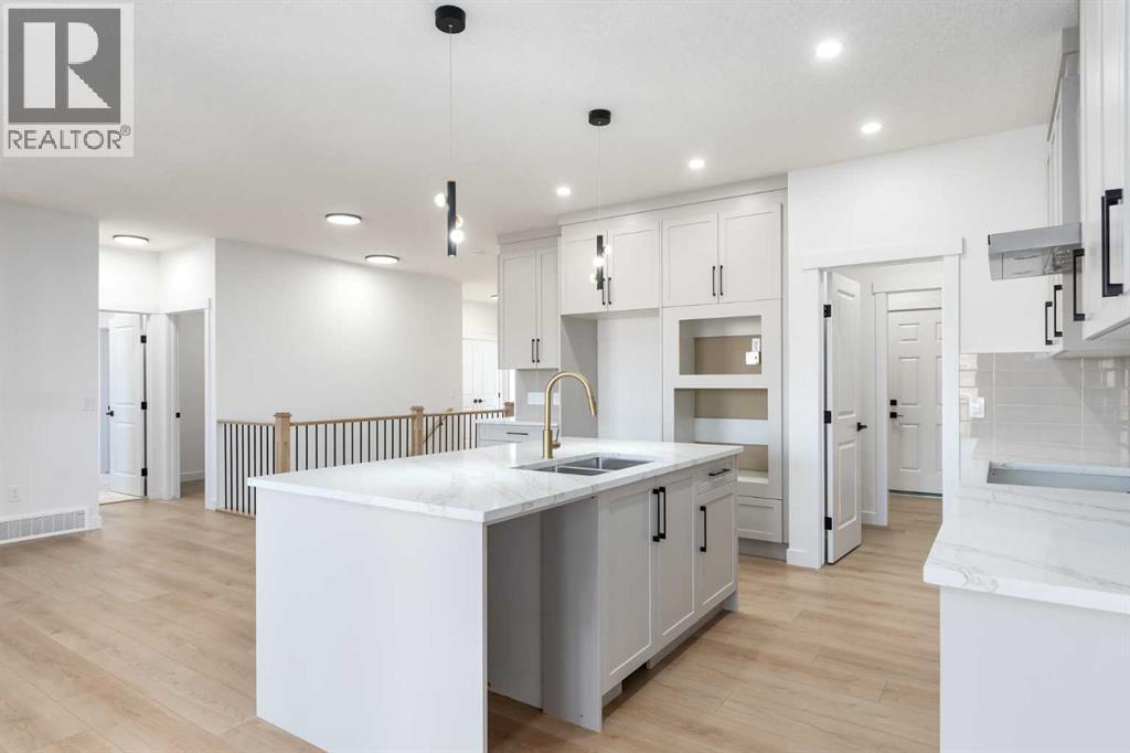 208 Monterey Bay Se, High River, Alberta  T1V 0J7 - Photo 6 - A2275431