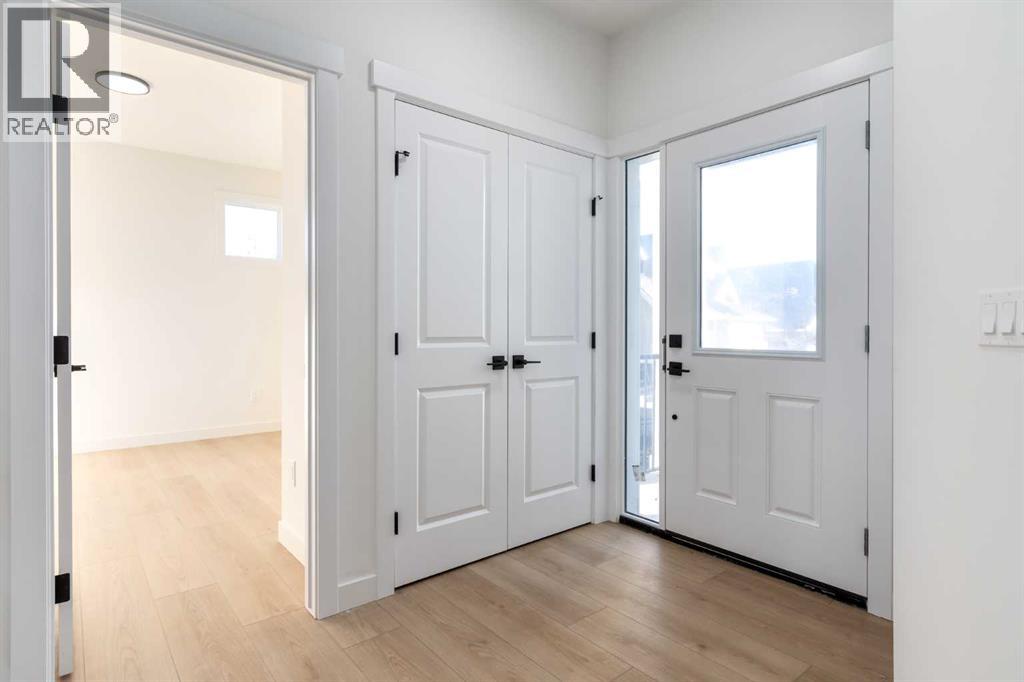 208 Monterey Bay Se, High River, Alberta  T1V 0J7 - Photo 2 - A2275431