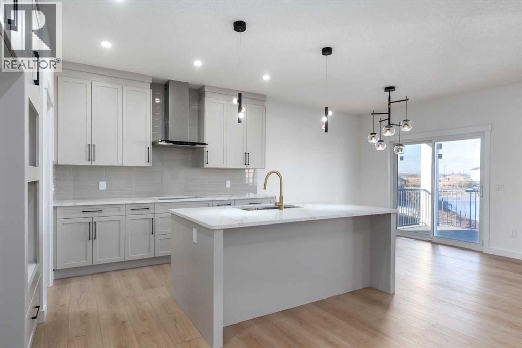 208 Monterey Bay Se, High River, Alberta  T1V 0J7 - Photo 4 - A2275431