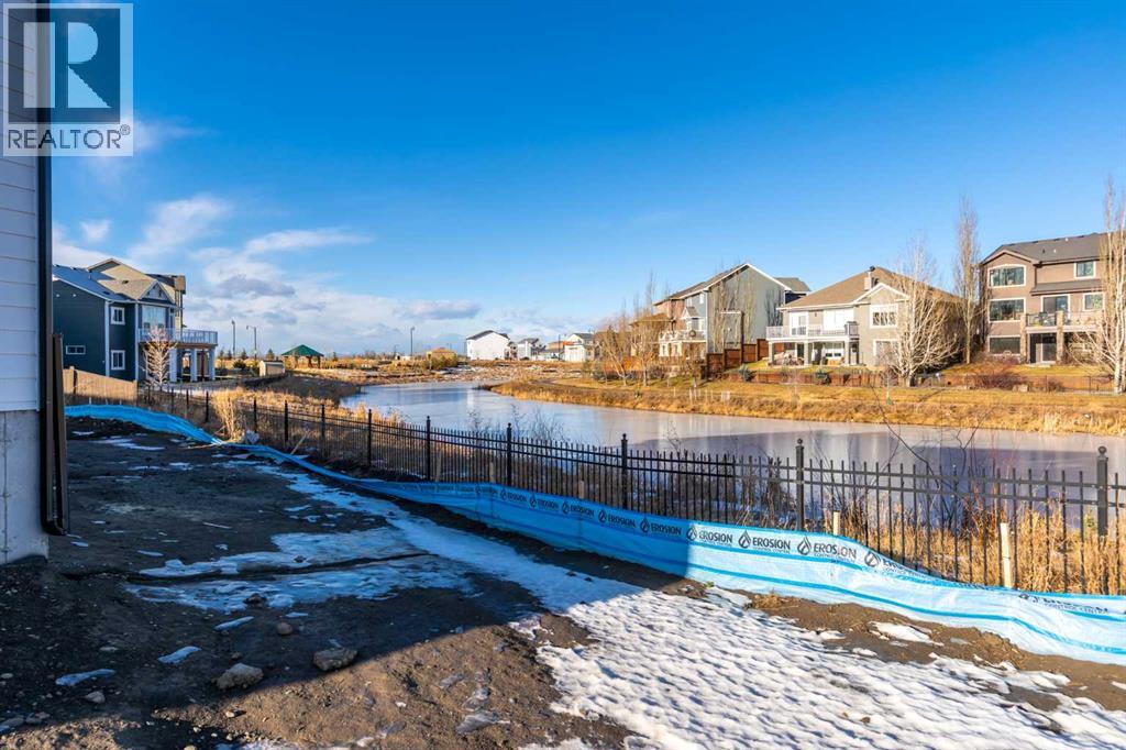 208 Monterey Bay Se, High River, Alberta  T1V 0J7 - Photo 39 - A2275431