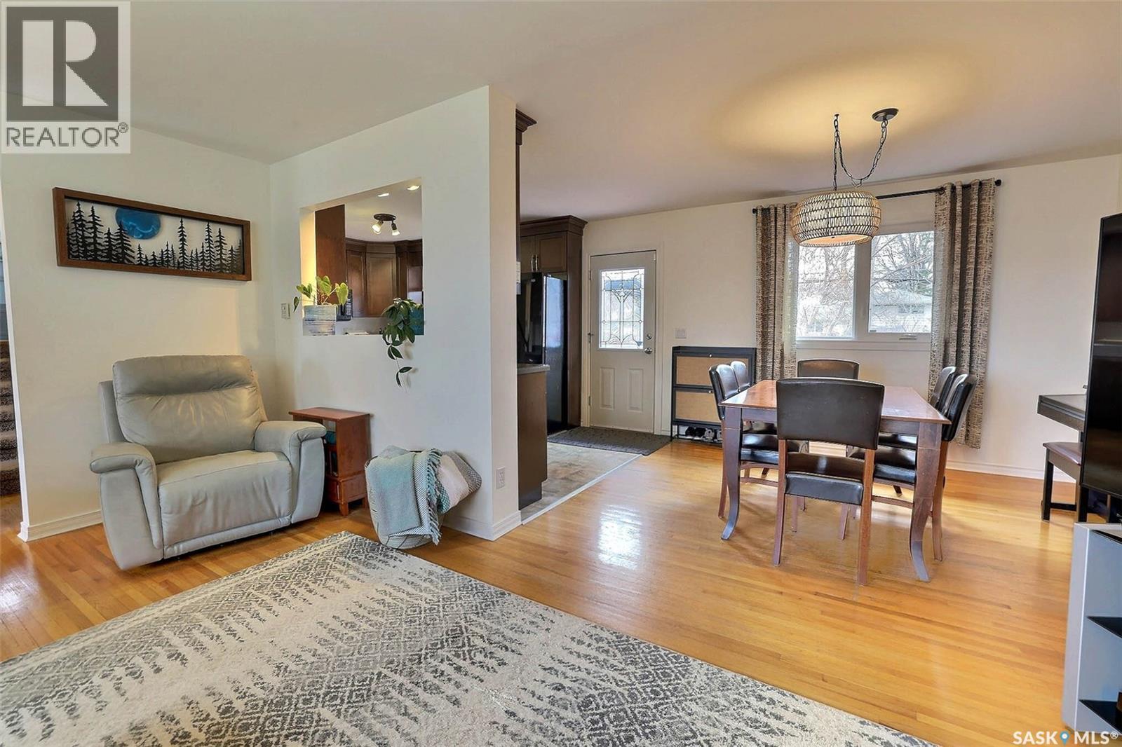 2512 Grant Road, Regina, Saskatchewan  S4S 5E6 - Photo 7 - SK033161