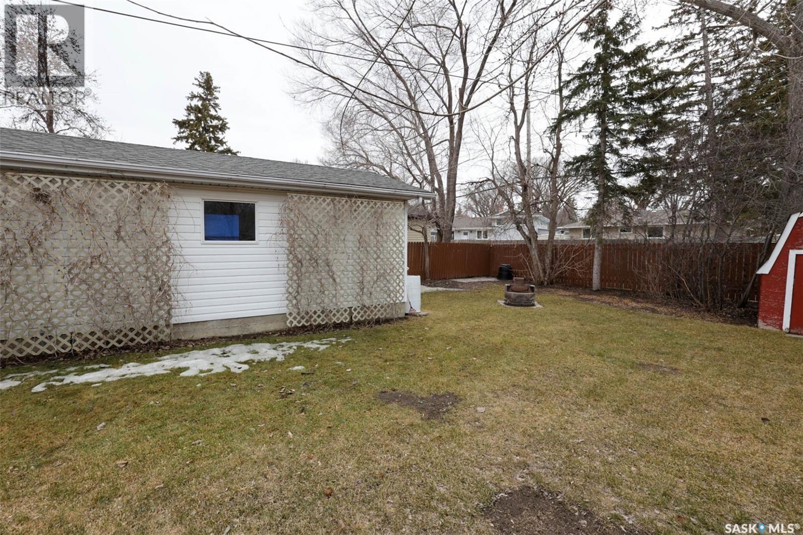 2512 Grant Road, Regina, Saskatchewan  S4S 5E6 - Photo 35 - SK033161