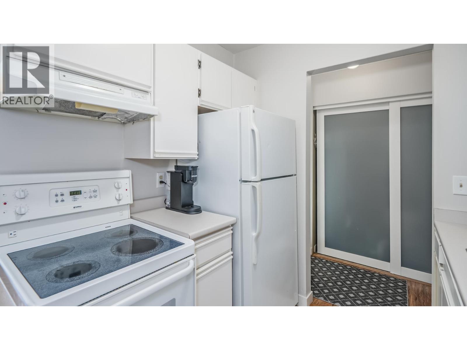 305 975 W 13th Avenue, Vancouver, British Columbia  V5Z 1P4 - Photo 11 - R3108348