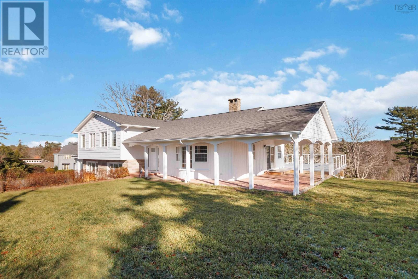 97 Nauss Point Road, Chester, Nova Scotia B0J 1J0 - Photo 2 - 202528543