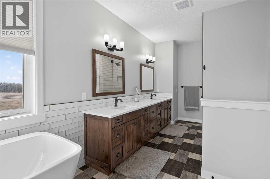 40238 543 Avenue E, Rural Foothills County, Alberta  T1V 1M4 - Photo 26 - A2299810