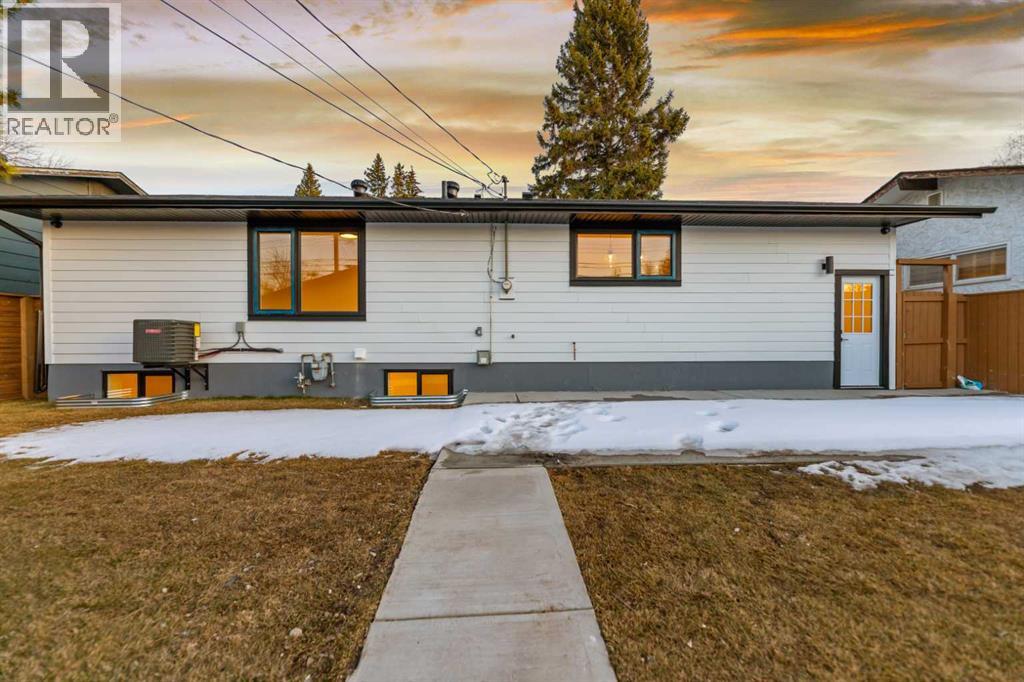 1024 Lake Christina Way Se, Calgary, Alberta  T2J 2R3 - Photo 43 - A2300671