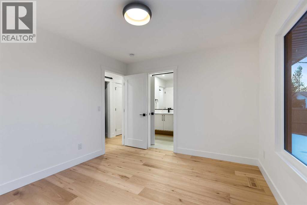 1024 Lake Christina Way Se, Calgary, Alberta  T2J 2R3 - Photo 19 - A2300671