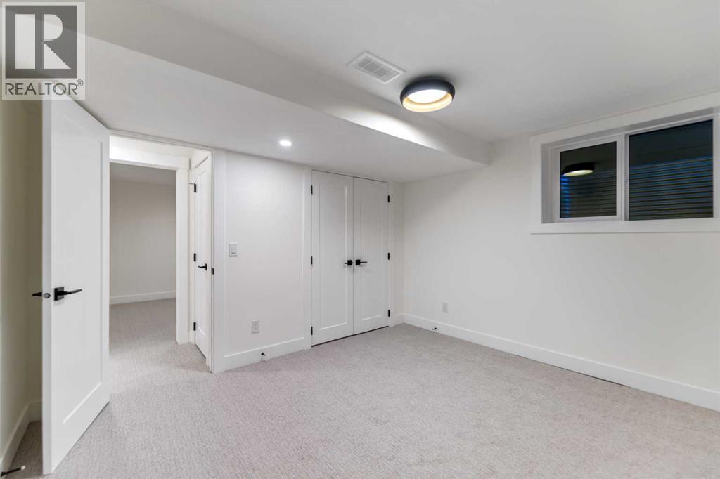 1024 Lake Christina Way Se, Calgary, Alberta  T2J 2R3 - Photo 36 - A2300671