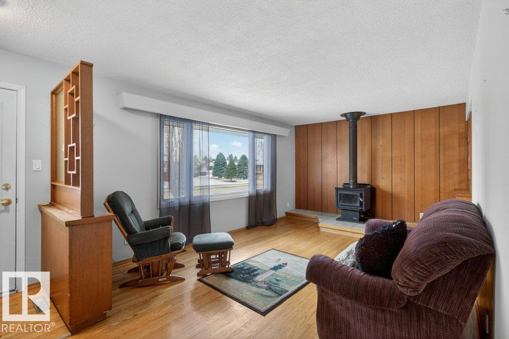 5216 89 Av Nw, Edmonton, Alberta  T6B 0M5 - Photo 5 - E4482904