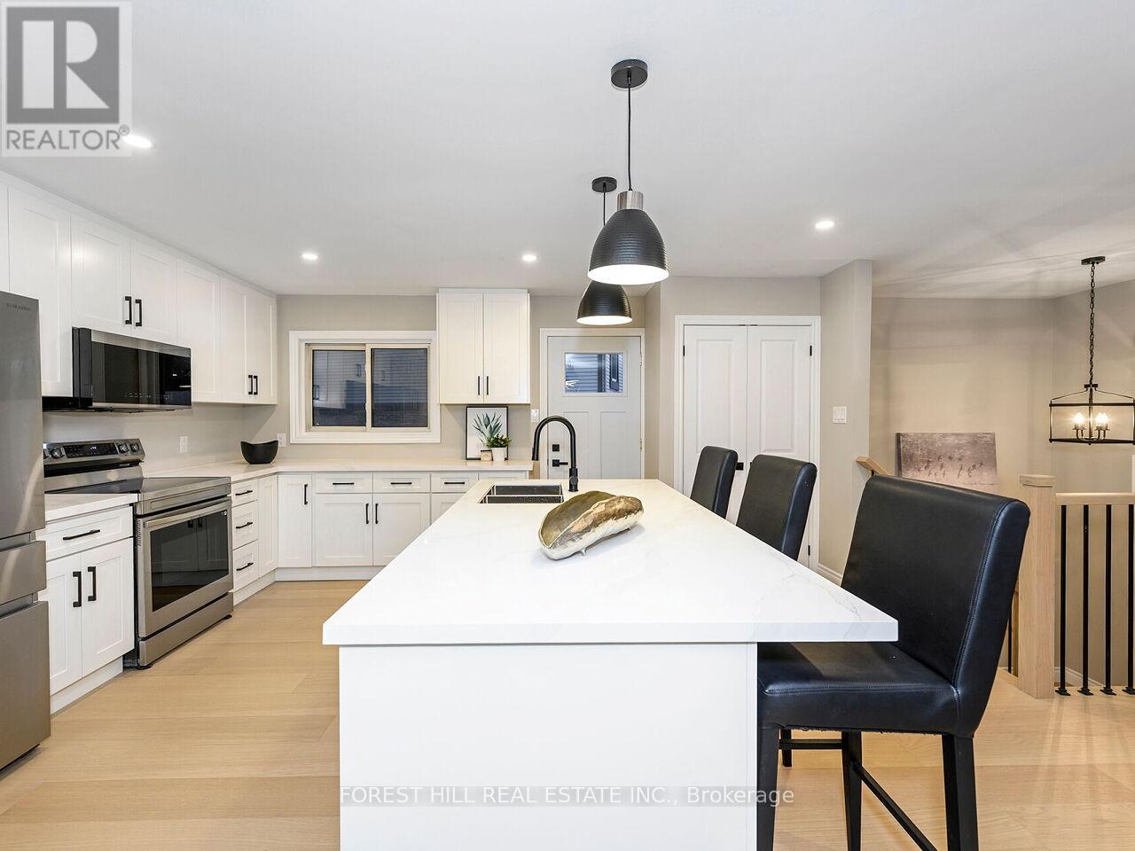 6921 AVILA ROAD Mississauga (Meadowvale), ON L5N 1R9