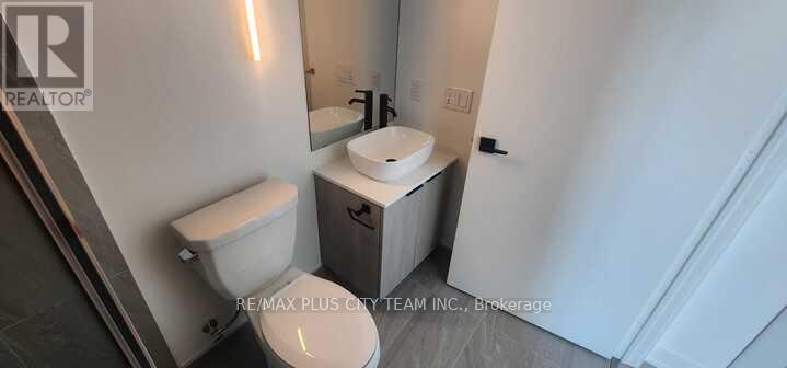 714 - 1185 Dupont Street, Toronto, Ontario  M6H 0G5 - Photo 8 - W13013394