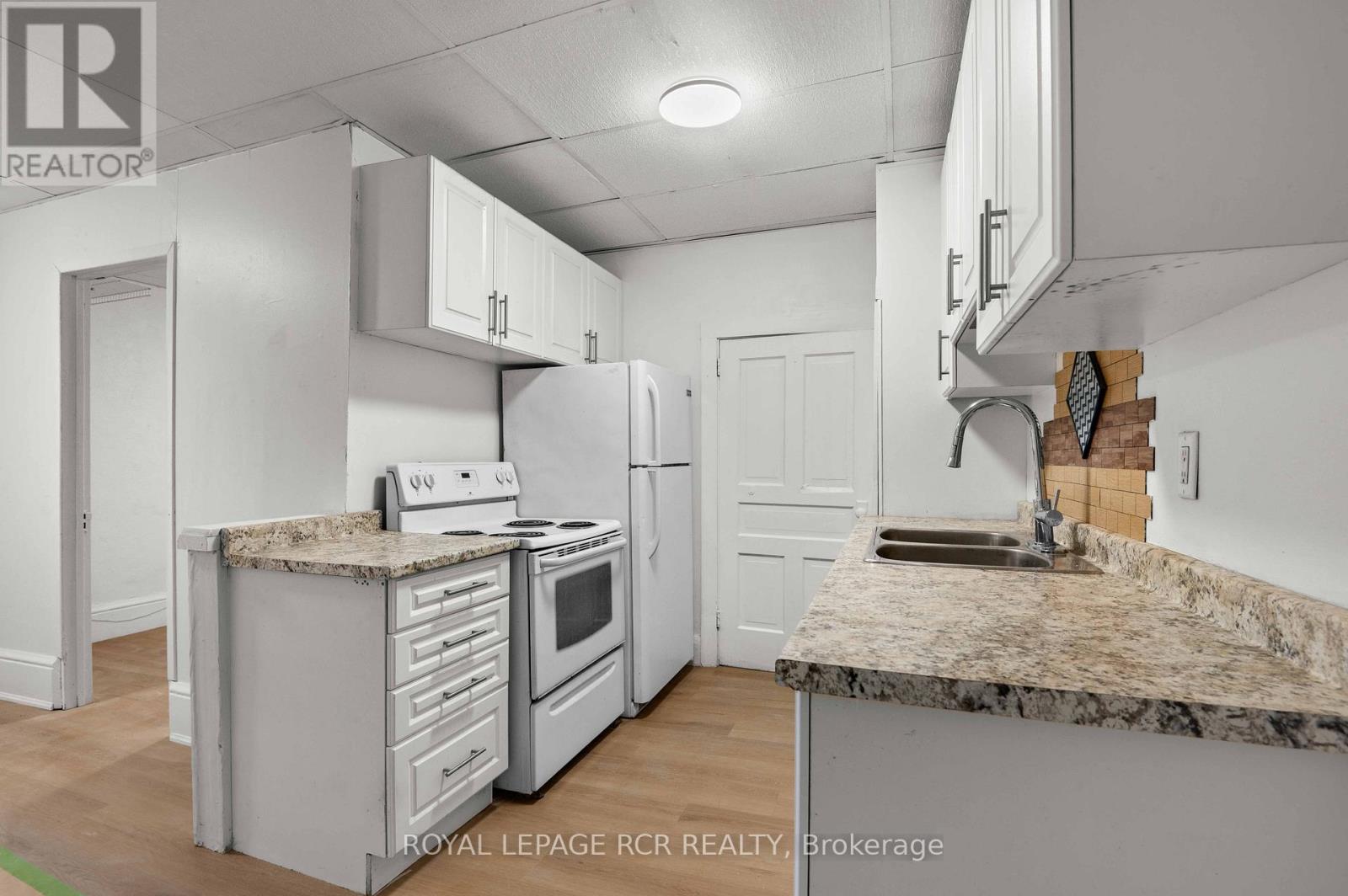 Upper - 137 Broadway, Orangeville, Ontario  L9W 1K2 - Photo 10 - W13013408