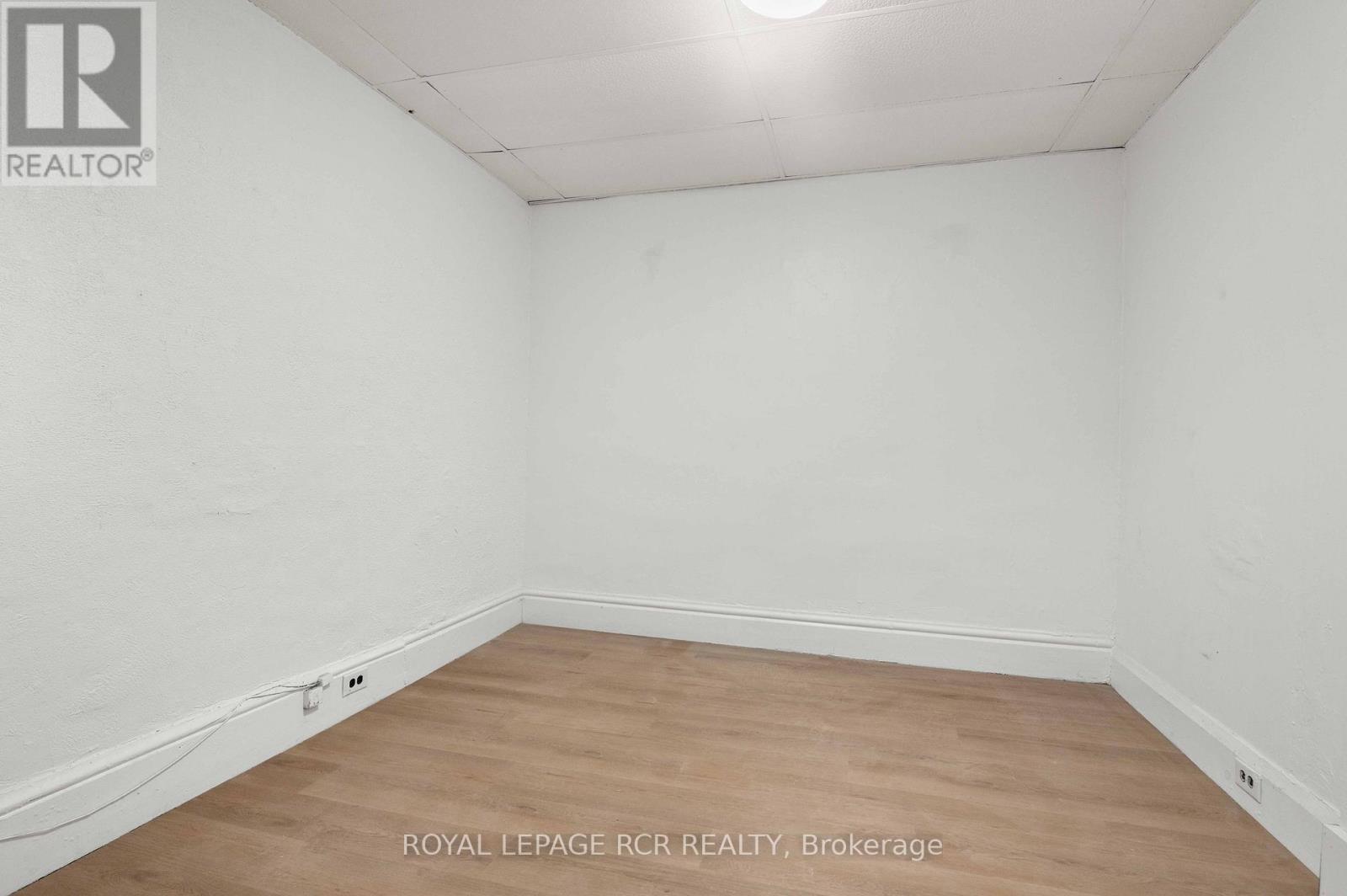 Upper - 137 Broadway, Orangeville, Ontario  L9W 1K2 - Photo 6 - W13013408