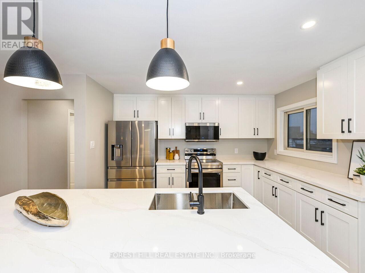 6921 Avila Road, Mississauga, Ontario  L5N 1R9 - Photo 12 - W13013416