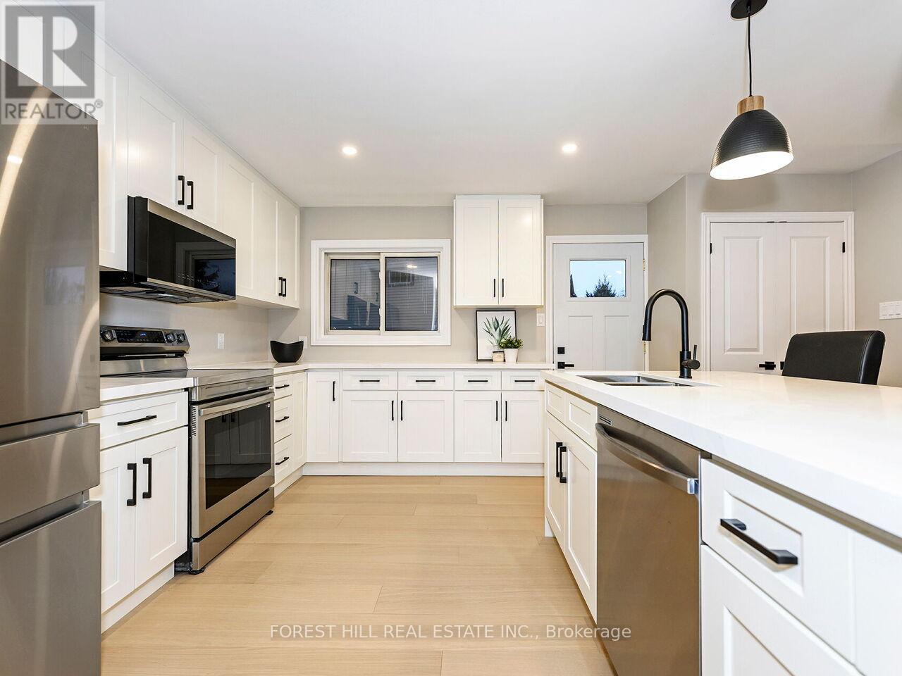 6921 Avila Road, Mississauga, Ontario  L5N 1R9 - Photo 17 - W13013416