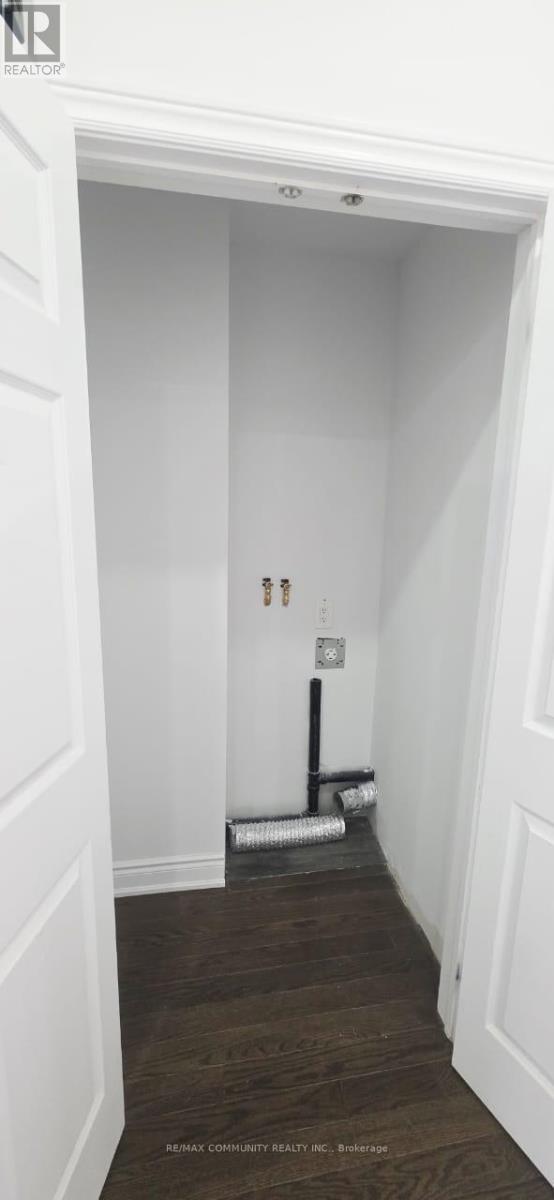 Upper - 50 Rockman Crescent, Brampton, Ontario  L7A 4B4 - Photo 14 - W13013420