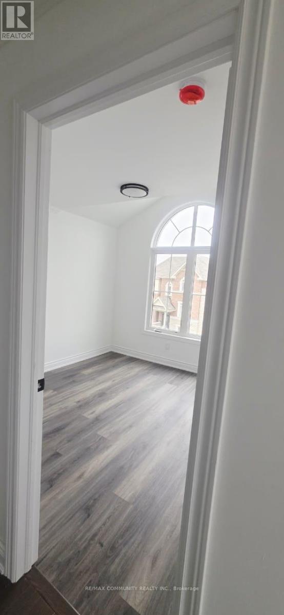 Upper - 50 Rockman Crescent, Brampton, Ontario  L7A 4B4 - Photo 32 - W13013420