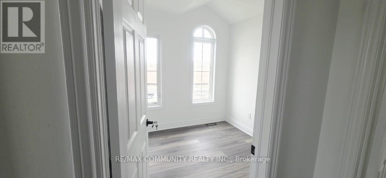 Upper - 50 Rockman Crescent, Brampton, Ontario  L7A 4B4 - Photo 35 - W13013420