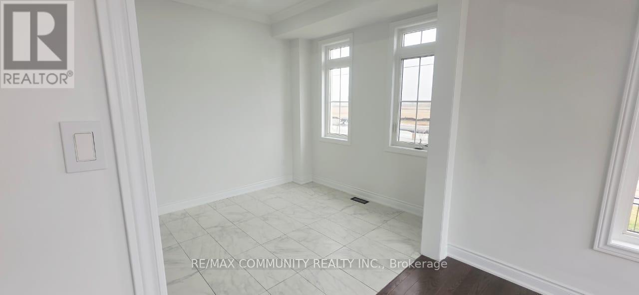 Upper - 50 Rockman Crescent, Brampton, Ontario  L7A 4B4 - Photo 7 - W13013420