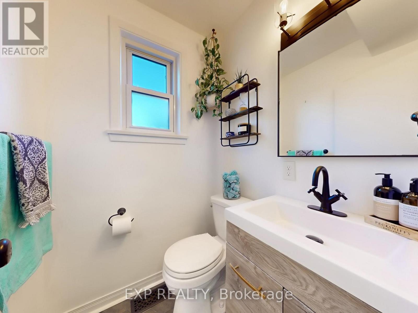 22 Chestnut Avenue, Brampton, Ontario  L6X 2A5 - Photo 15 - W13013440