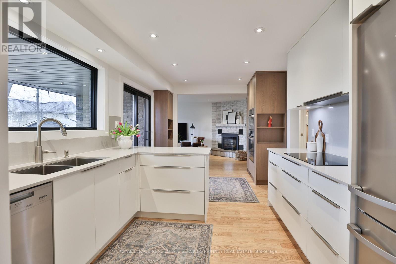 3 Shaver Avenue S, Toronto, Ontario  M9B 3S7 - Photo 12 - W13013450