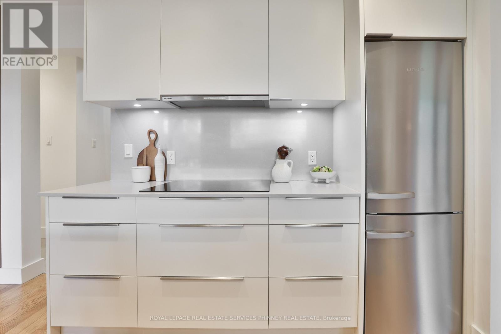 3 Shaver Avenue S, Toronto, Ontario  M9B 3S7 - Photo 15 - W13013450