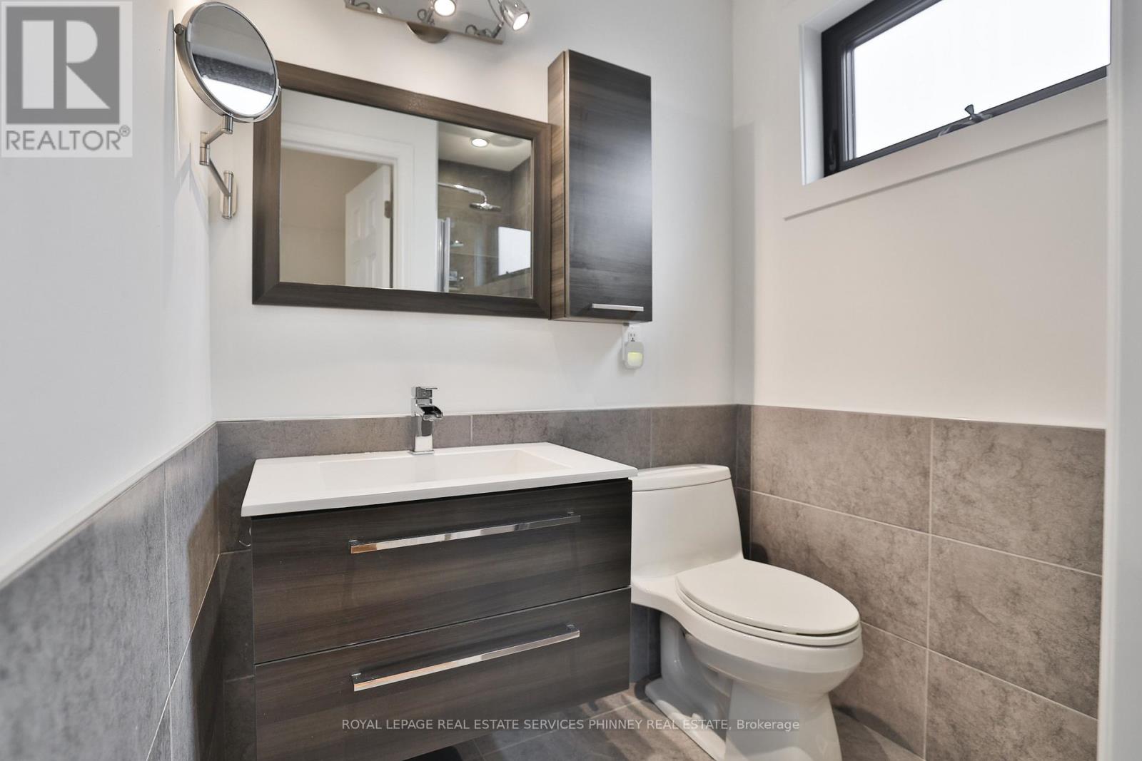 3 Shaver Avenue S, Toronto, Ontario  M9B 3S7 - Photo 30 - W13013450